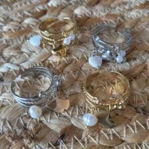 Bagues Cléo multi rangs argent et doré en acier inoxydable breloques cœurs et feuille ginkgo posées, By Créa'Lise en Vendée! Une jolie idée cadeau pour se faire plaisir ou à offrir, une jolie bague tendance et élégante! Bagues Cléo multi rangs argent et doré en acier inoxydable breloques cœurs et feuille ginkgo posées, By Créa'Lise en Vendée! Une jolie idée cadeau pour se faire plaisir ou à offrir, une jolie bague tendance et élégante!