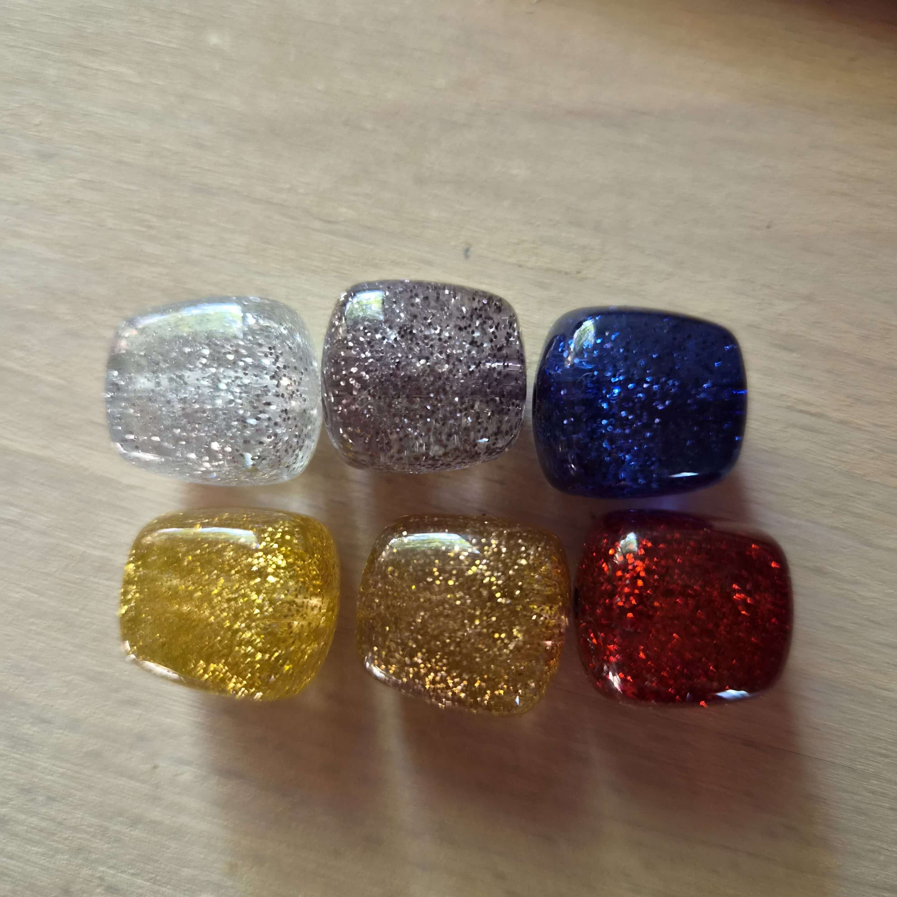 Perle cube paillettes irrégulier tous les coloris, en acrylique By Créa'Lise! Création bijoux